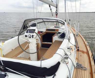 C-Yacht lijnenberging