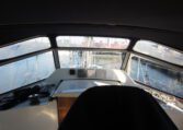 Zeiljacht met vaste ramen en sprayhood c-yacht